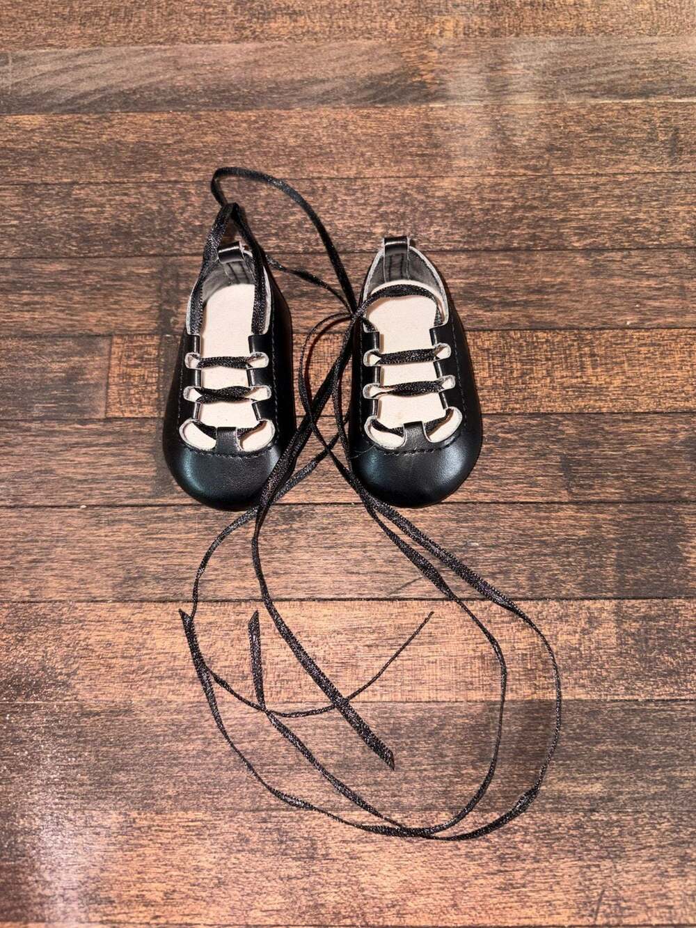 nellie irish dance shoes ONLY